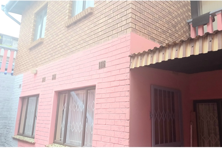 4 Bedroom Property for Sale in Sunford KwaZulu-Natal