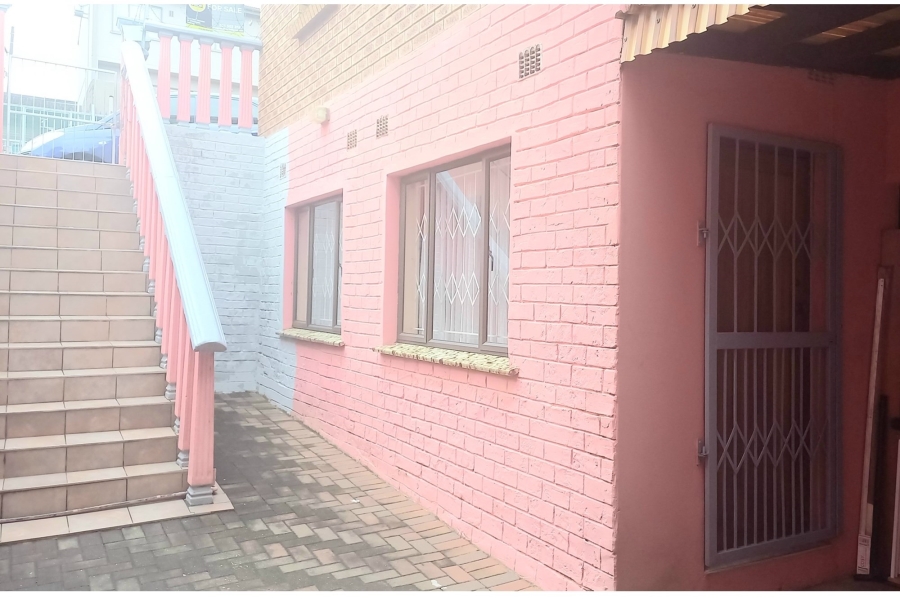 4 Bedroom Property for Sale in Sunford KwaZulu-Natal