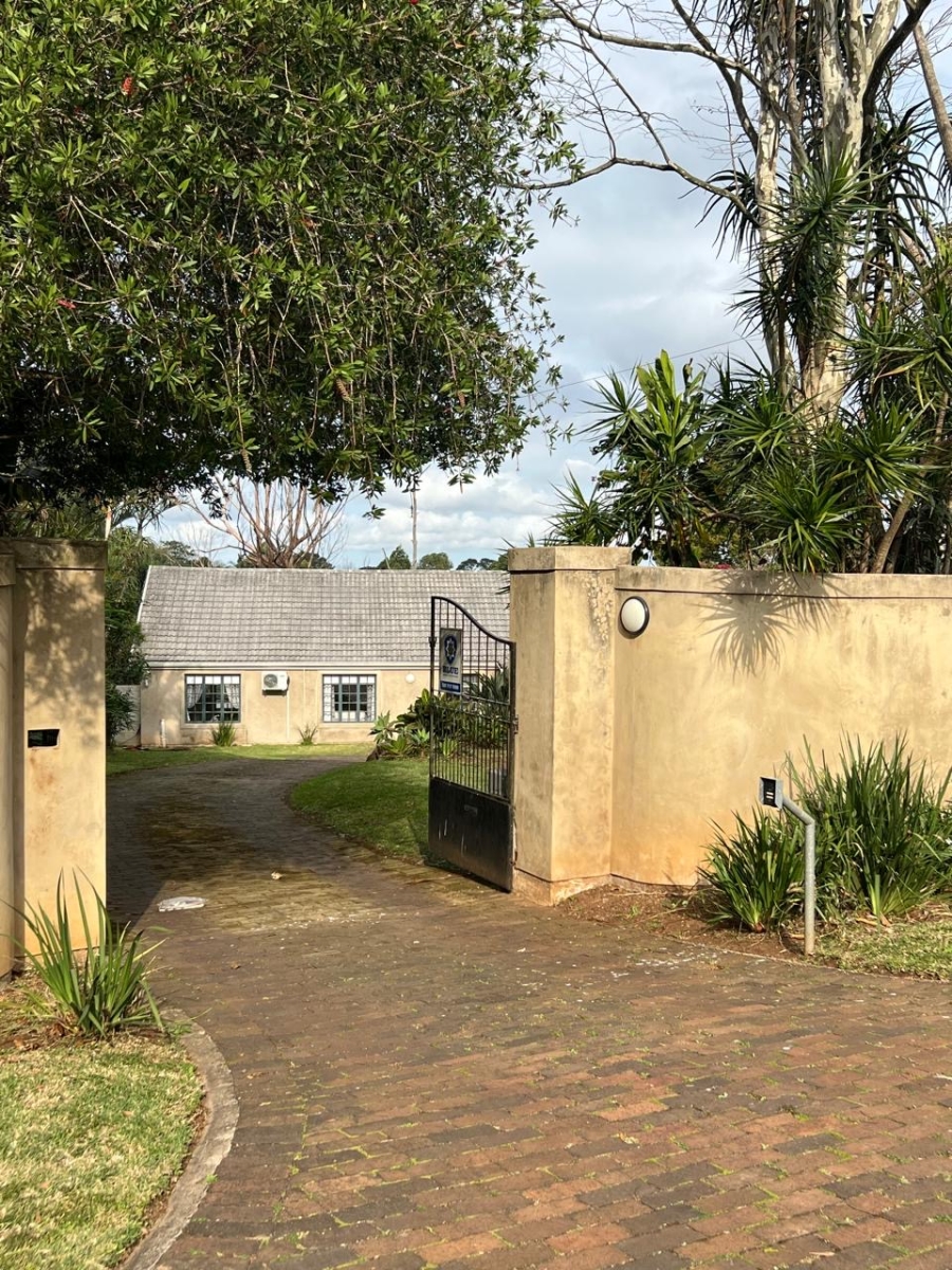 4 Bedroom Property for Sale in Winston Park KwaZulu-Natal