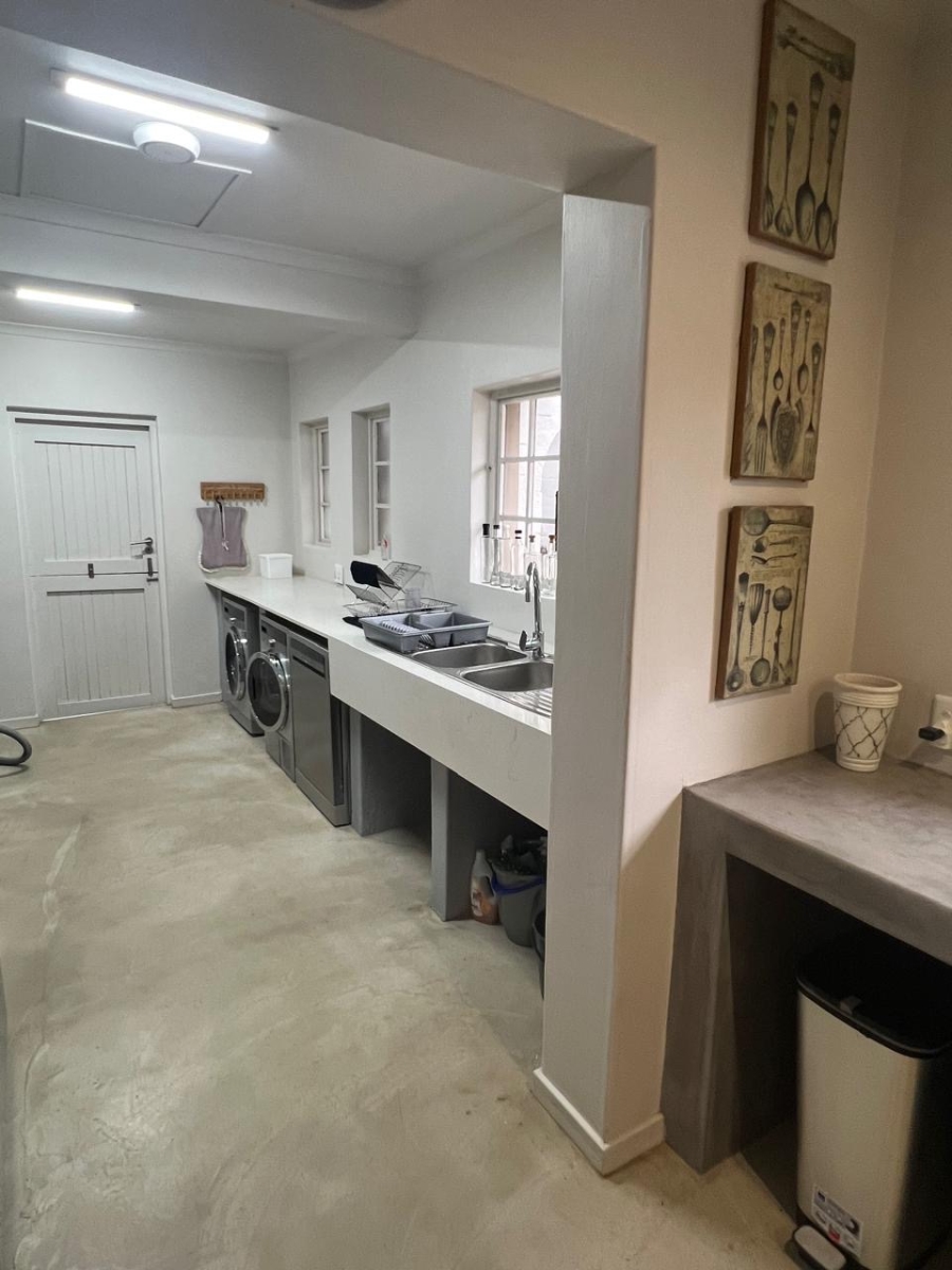 4 Bedroom Property for Sale in Winston Park KwaZulu-Natal