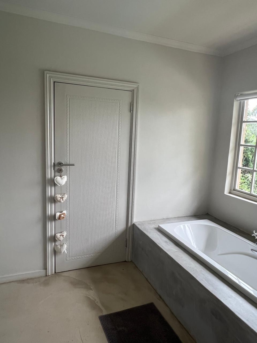 4 Bedroom Property for Sale in Winston Park KwaZulu-Natal