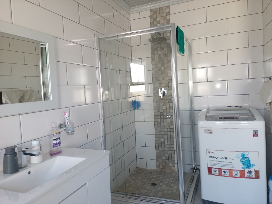 4 Bedroom Property for Sale in Sunset View KwaZulu-Natal