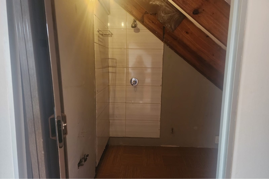 1 Bedroom Property for Sale in Meer En See KwaZulu-Natal
