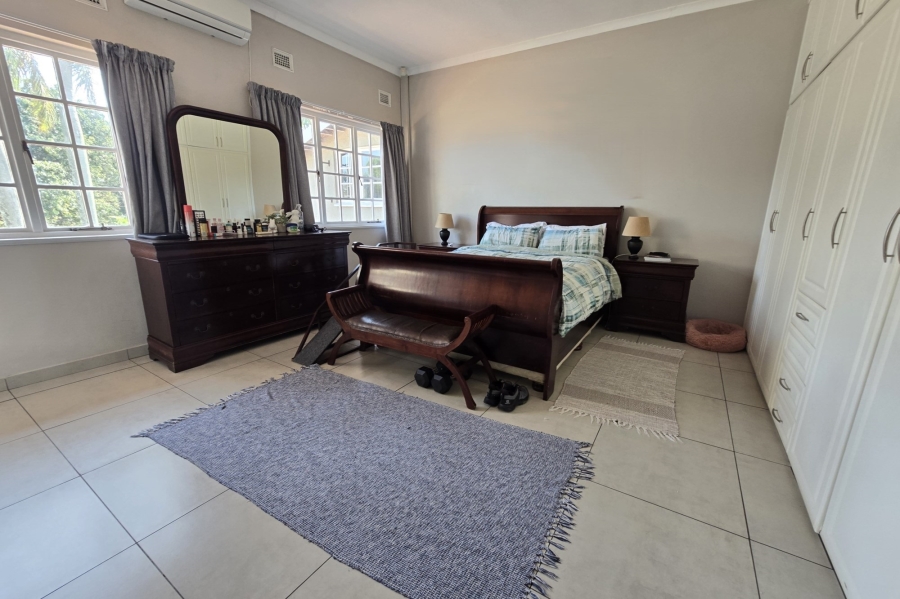 6 Bedroom Property for Sale in Meer En See KwaZulu-Natal