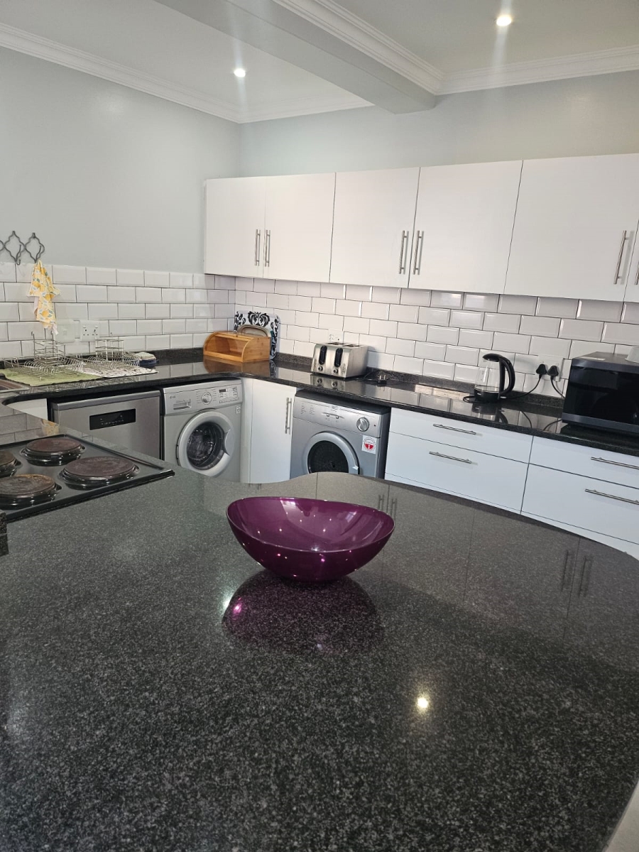 3 Bedroom Property for Sale in Shakas Rock KwaZulu-Natal