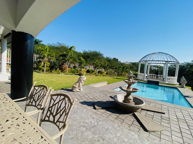 4 Bedroom Property for Sale in Meer En See KwaZulu-Natal