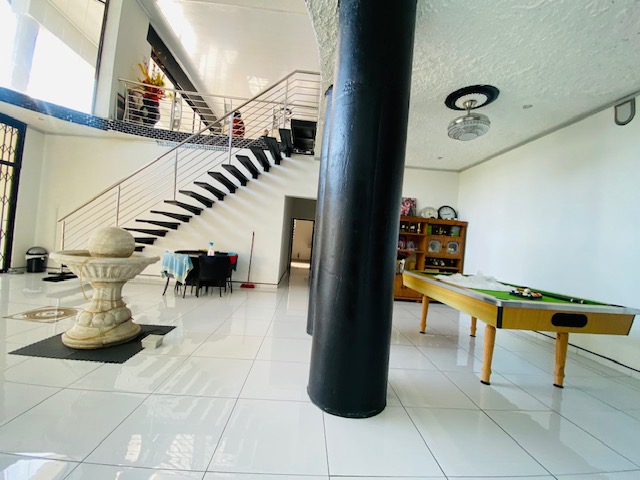 4 Bedroom Property for Sale in Meer En See KwaZulu-Natal