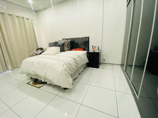 4 Bedroom Property for Sale in Meer En See KwaZulu-Natal
