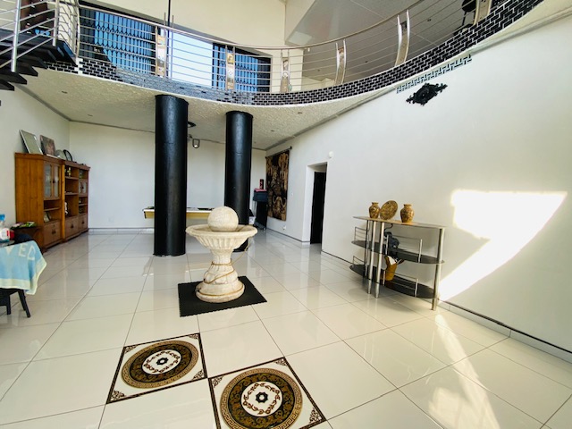 4 Bedroom Property for Sale in Meer En See KwaZulu-Natal