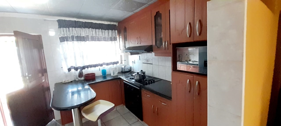 3 Bedroom Property for Sale in Kwandengezi KwaZulu-Natal