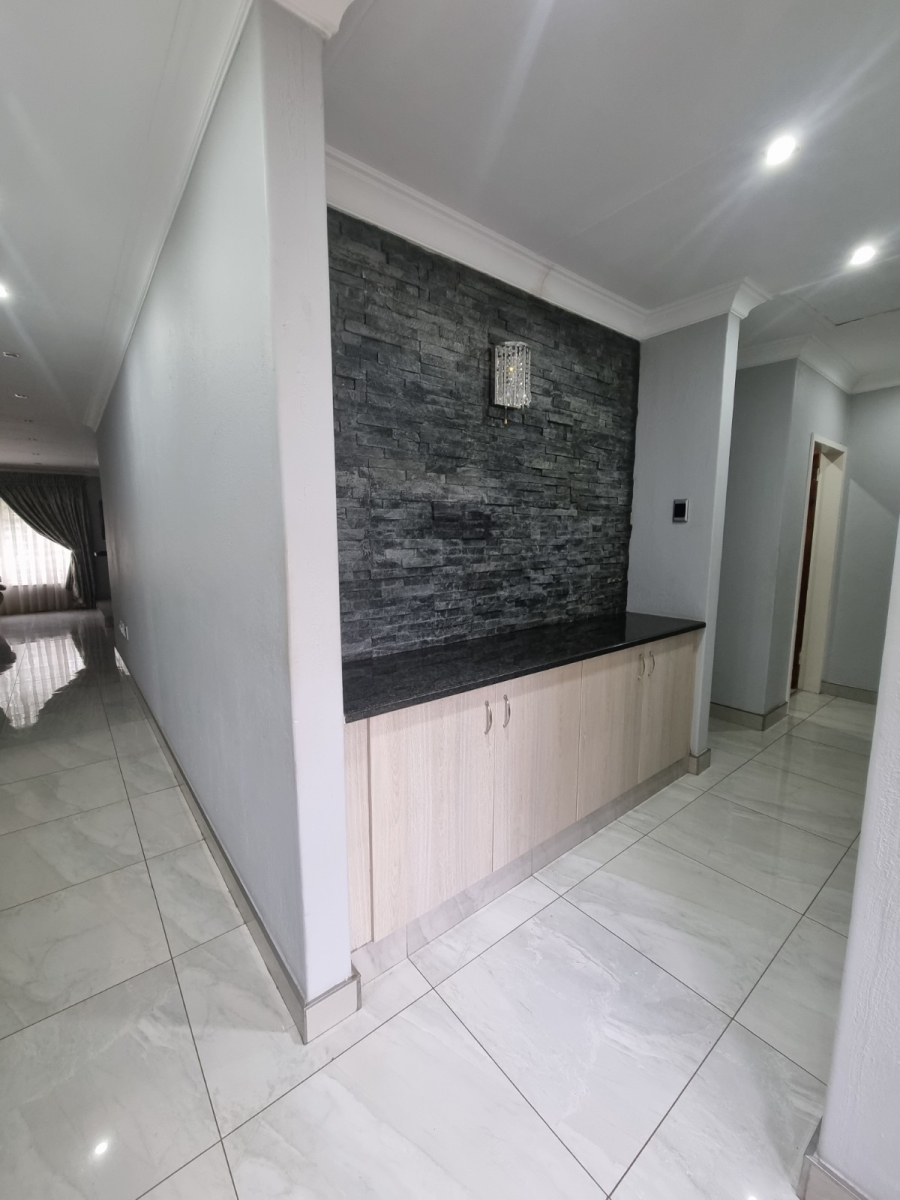 To Let 3 Bedroom Property for Rent in Montrose KwaZulu-Natal