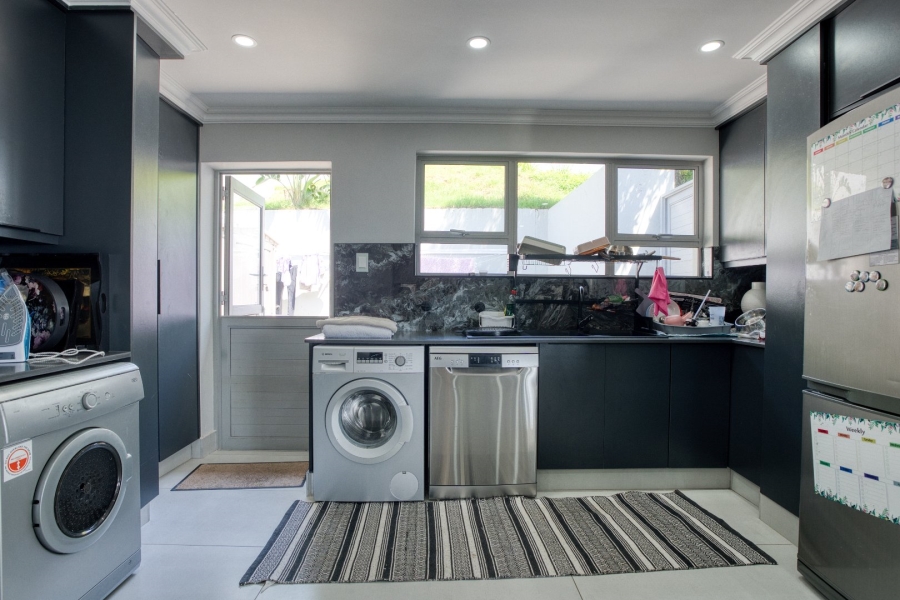 4 Bedroom Property for Sale in Ballitoville KwaZulu-Natal