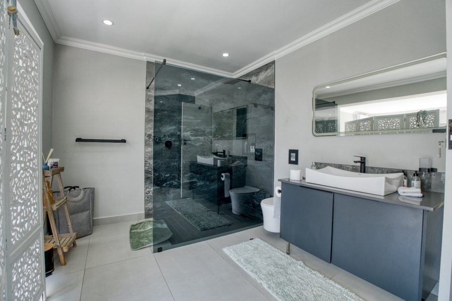 4 Bedroom Property for Sale in Ballitoville KwaZulu-Natal