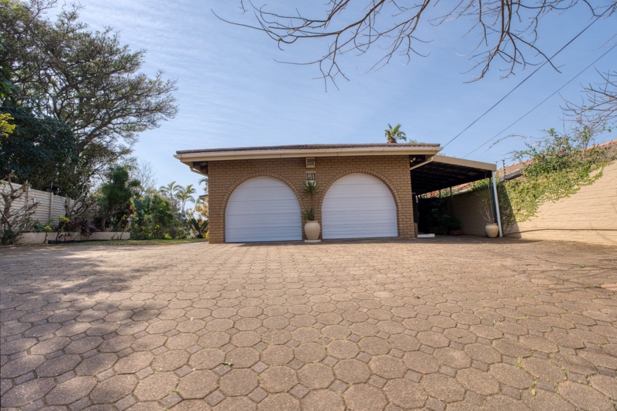 4 Bedroom Property for Sale in Salt Rock KwaZulu-Natal