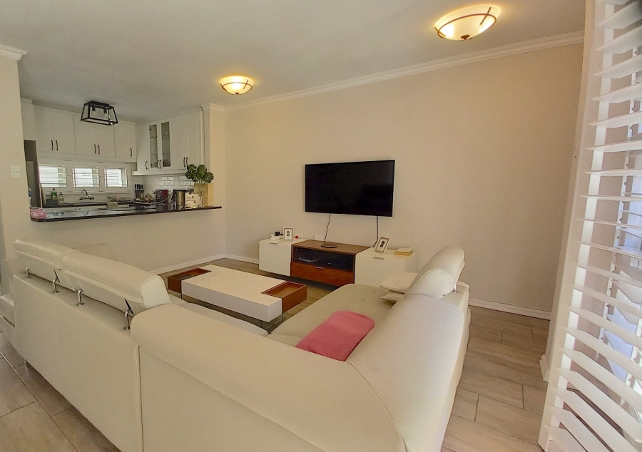To Let 2 Bedroom Property for Rent in Essenwood KwaZulu-Natal