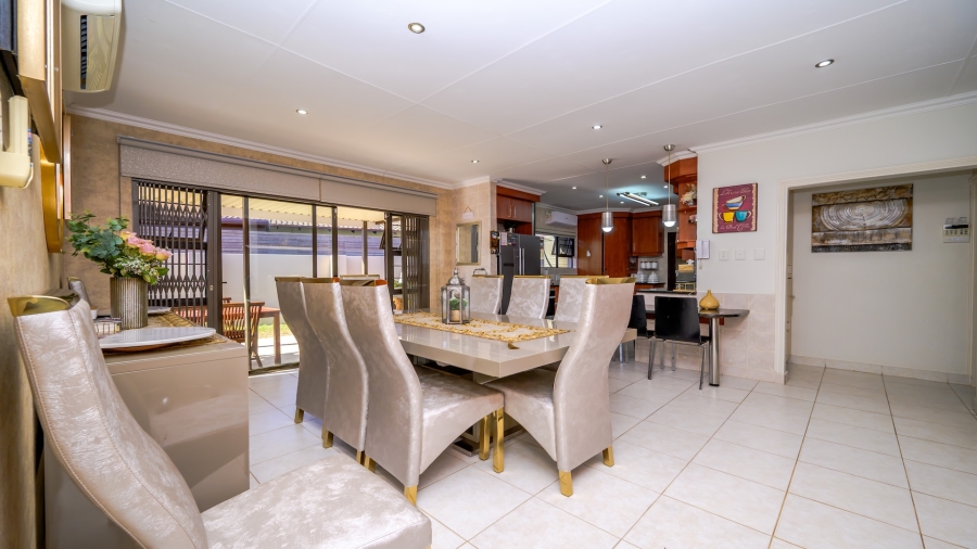 4 Bedroom Property for Sale in Sheffield Beach KwaZulu-Natal