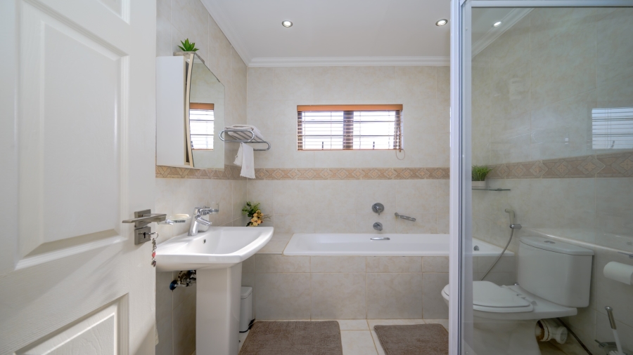 4 Bedroom Property for Sale in Sheffield Beach KwaZulu-Natal