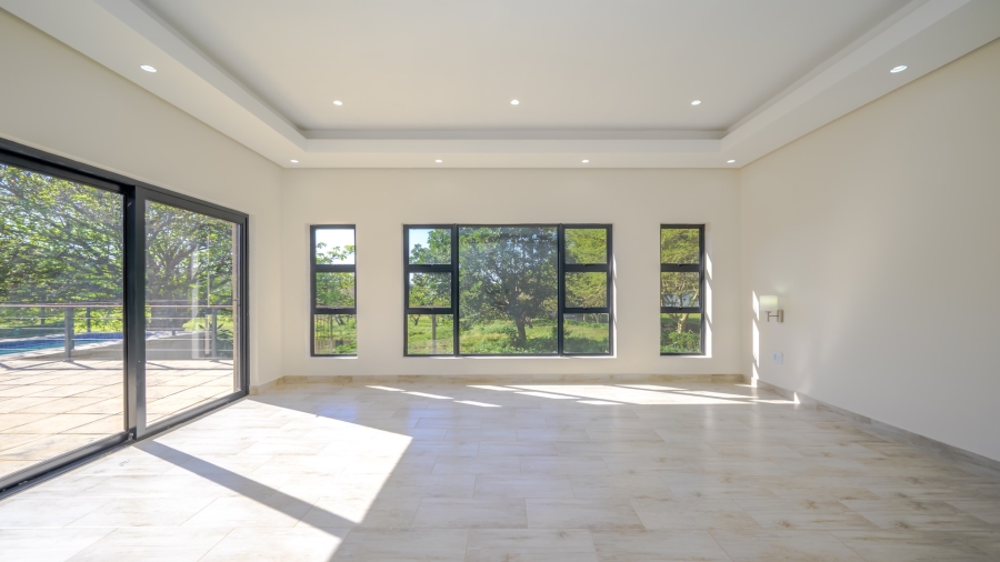 5 Bedroom Property for Sale in Zinkwazi Beach KwaZulu-Natal