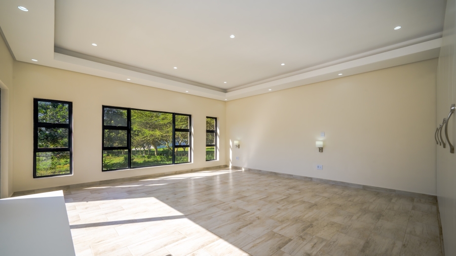 5 Bedroom Property for Sale in Zinkwazi Beach KwaZulu-Natal