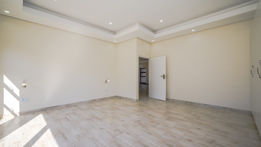 5 Bedroom Property for Sale in Zinkwazi Beach KwaZulu-Natal