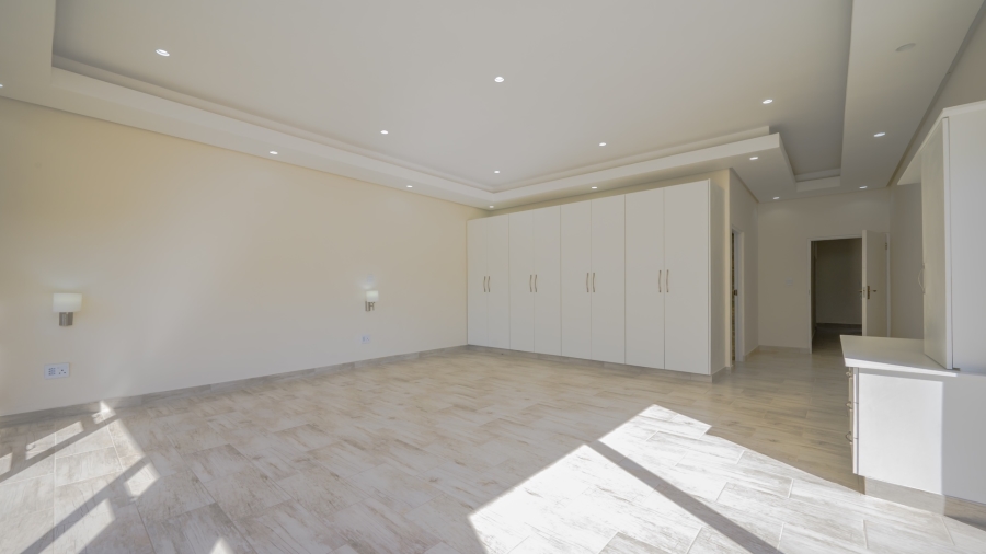 5 Bedroom Property for Sale in Zinkwazi Beach KwaZulu-Natal
