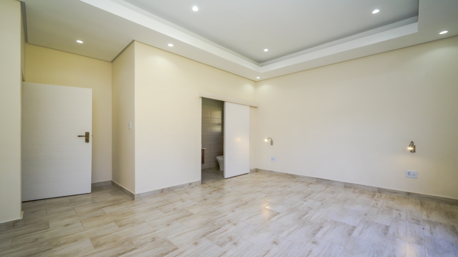 5 Bedroom Property for Sale in Zinkwazi Beach KwaZulu-Natal