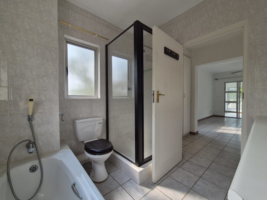 3 Bedroom Property for Sale in Salt Rock KwaZulu-Natal