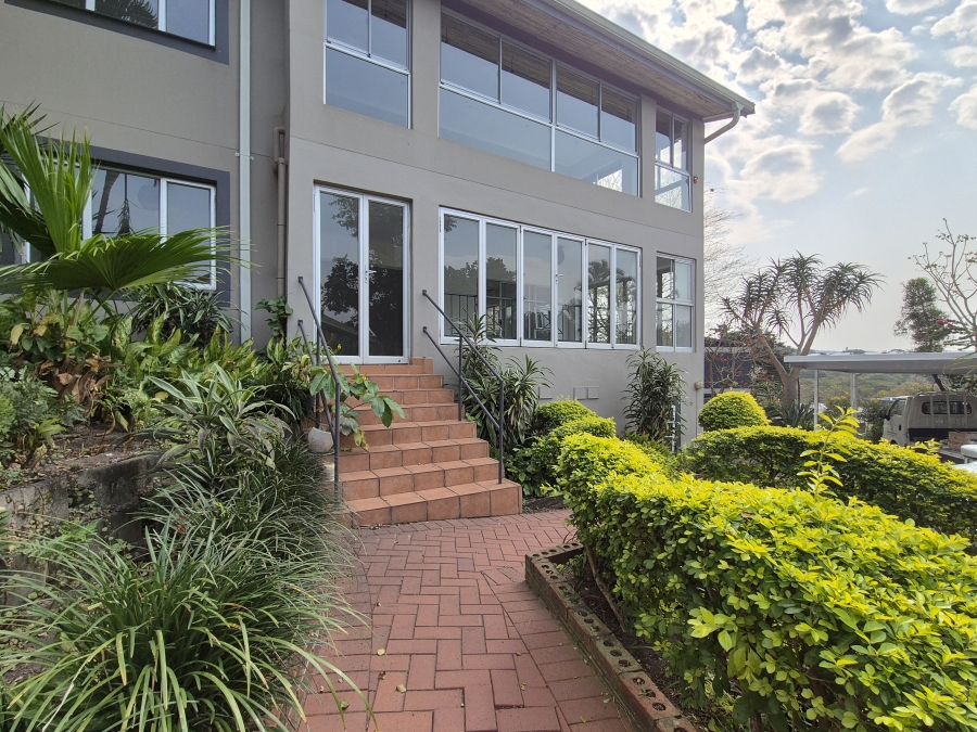 3 Bedroom Property for Sale in Salt Rock KwaZulu-Natal
