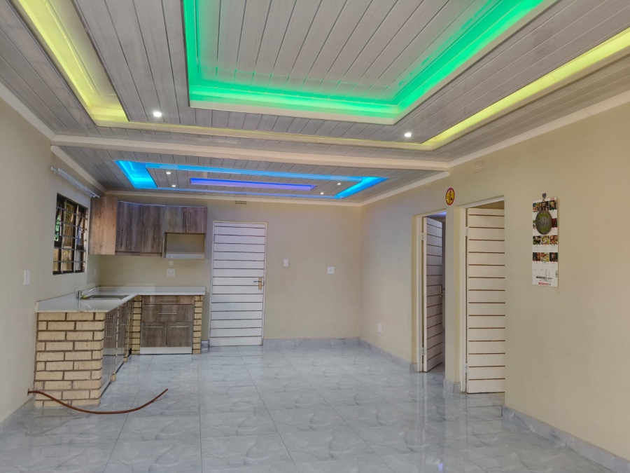 To Let 2 Bedroom Property for Rent in Umtentweni KwaZulu-Natal