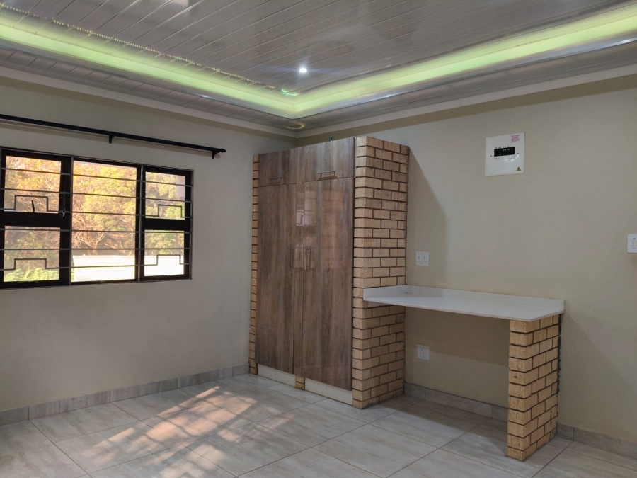 To Let 2 Bedroom Property for Rent in Umtentweni KwaZulu-Natal
