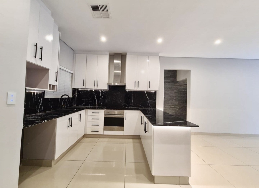 To Let 4 Bedroom Property for Rent in Izinga KwaZulu-Natal