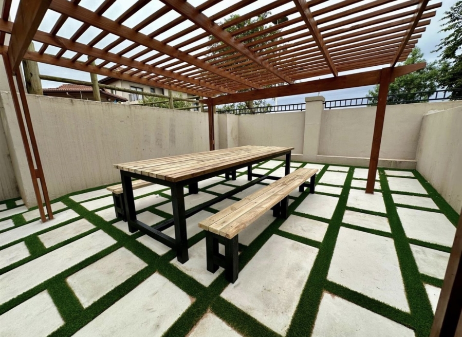 To Let 4 Bedroom Property for Rent in Izinga KwaZulu-Natal
