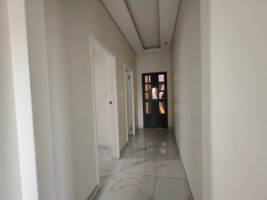 To Let 3 Bedroom Property for Rent in Oslo Beach KwaZulu-Natal