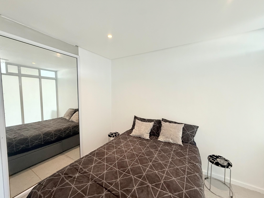 1 Bedroom Property for Sale in Sibaya Precinct KwaZulu-Natal