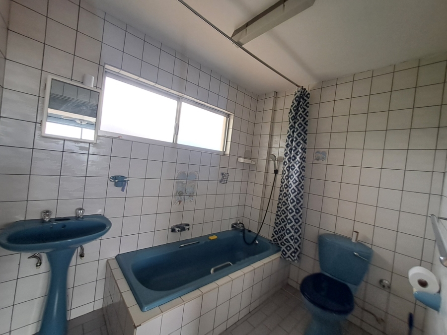 4 Bedroom Property for Sale in Manaba Beach KwaZulu-Natal