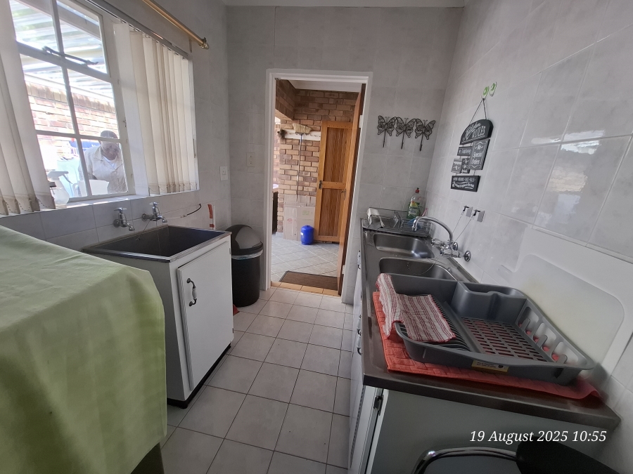 3 Bedroom Property for Sale in Aviary Hill KwaZulu-Natal
