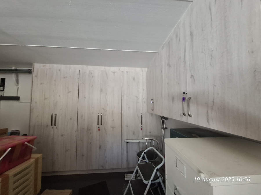 3 Bedroom Property for Sale in Aviary Hill KwaZulu-Natal