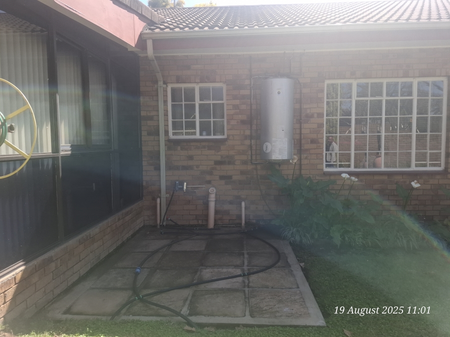 3 Bedroom Property for Sale in Aviary Hill KwaZulu-Natal