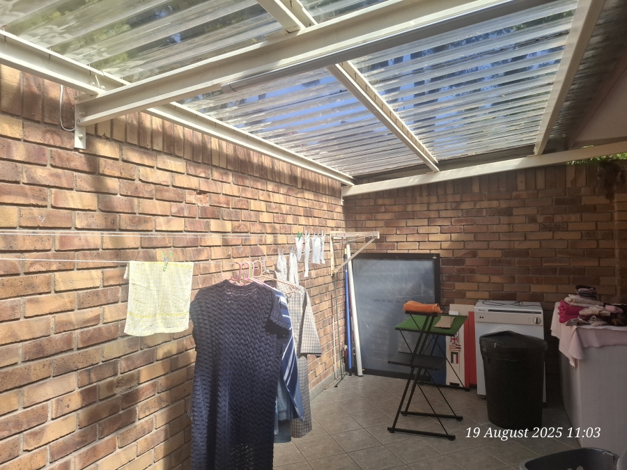 3 Bedroom Property for Sale in Aviary Hill KwaZulu-Natal