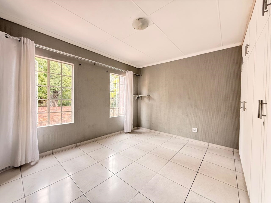 2 Bedroom Property for Sale in Aviary Hill KwaZulu-Natal