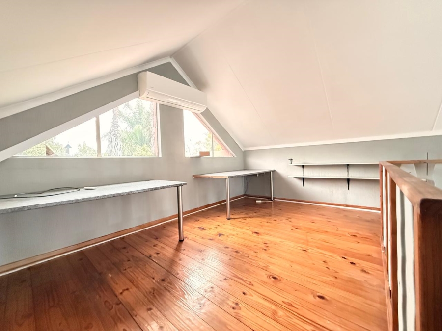2 Bedroom Property for Sale in Aviary Hill KwaZulu-Natal