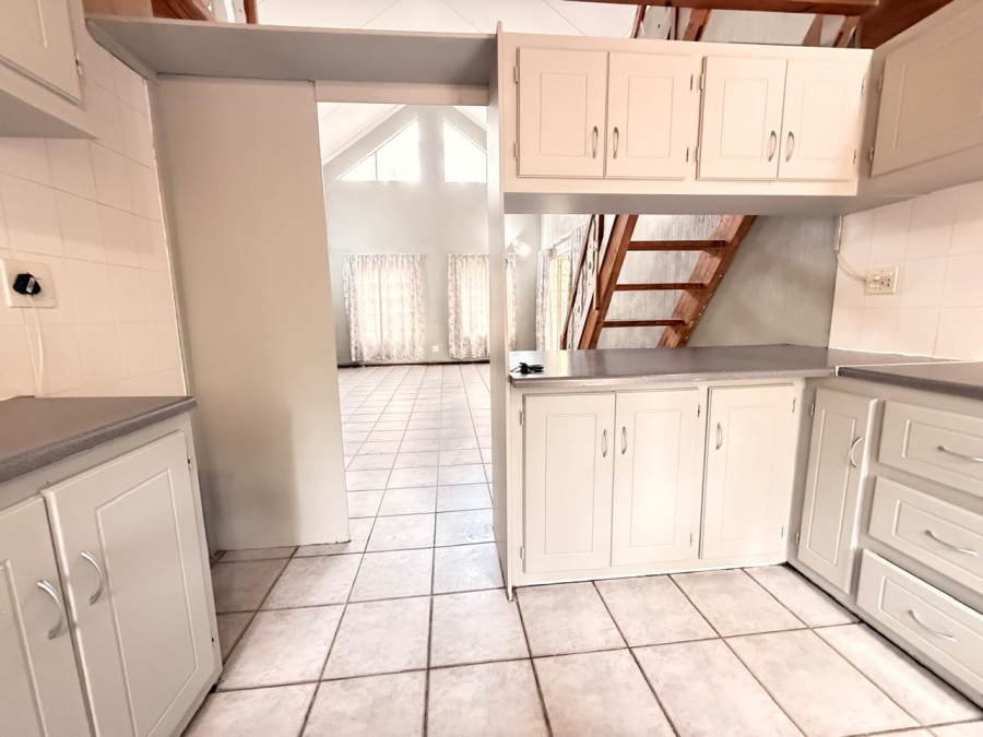 2 Bedroom Property for Sale in Aviary Hill KwaZulu-Natal