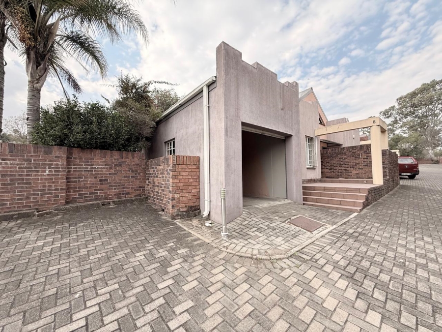 2 Bedroom Property for Sale in Aviary Hill KwaZulu-Natal