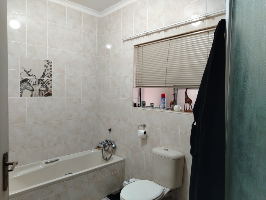 4 Bedroom Property for Sale in Birdswood KwaZulu-Natal