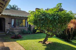 3 Bedroom Property for Sale in Umtentweni KwaZulu-Natal