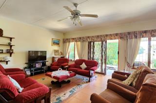3 Bedroom Property for Sale in Umtentweni KwaZulu-Natal