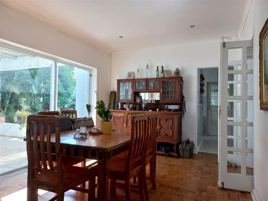 5 Bedroom Property for Sale in Umtentweni KwaZulu-Natal