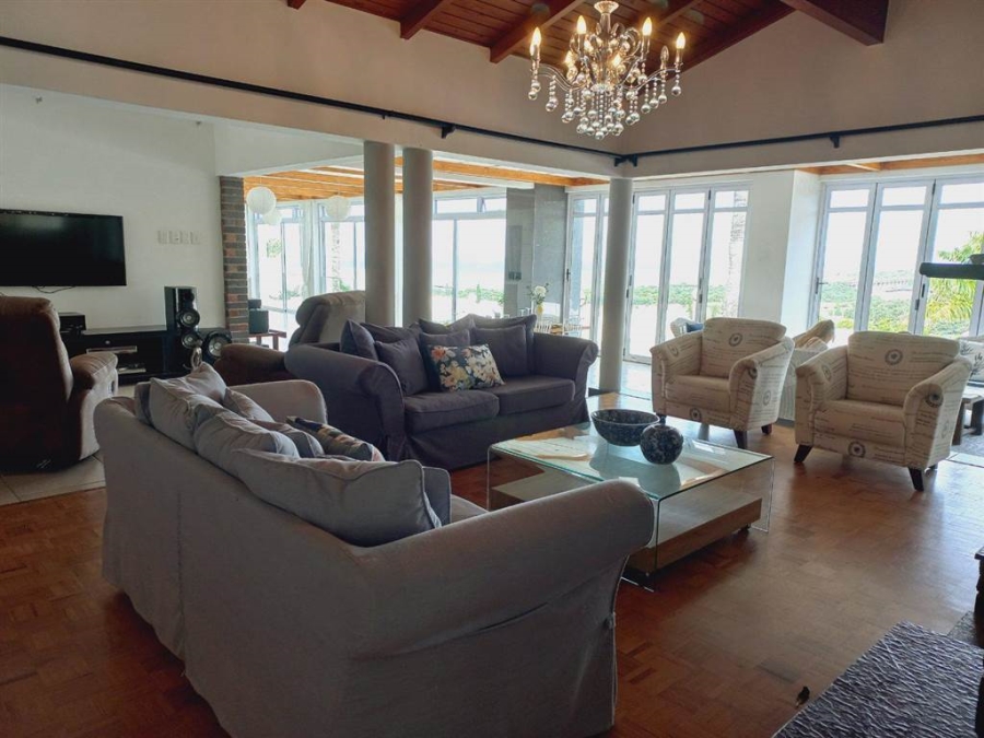 5 Bedroom Property for Sale in Umtentweni KwaZulu-Natal