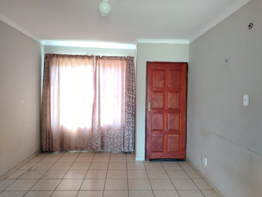 2 Bedroom Property for Sale in Ngwelezana KwaZulu-Natal