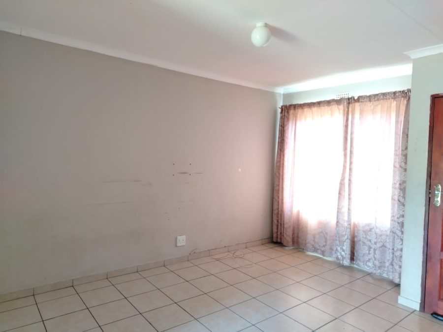 2 Bedroom Property for Sale in Ngwelezana KwaZulu-Natal